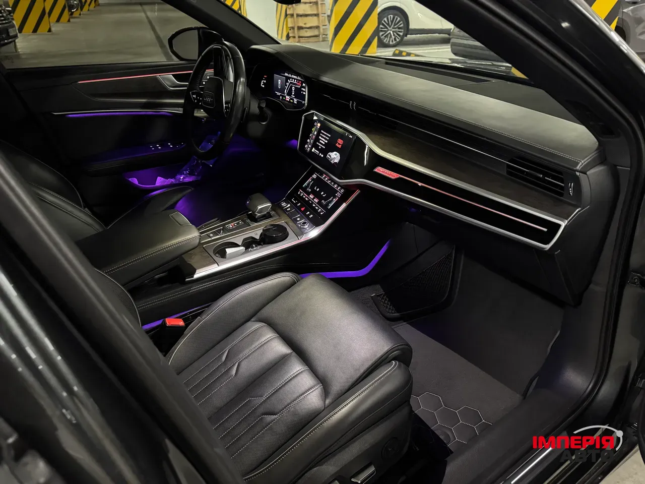 Audi A6 - фото 15