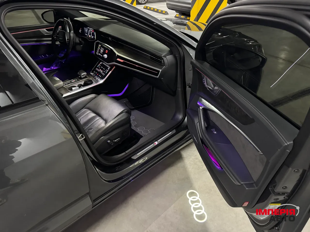 Audi A6 - фото 14