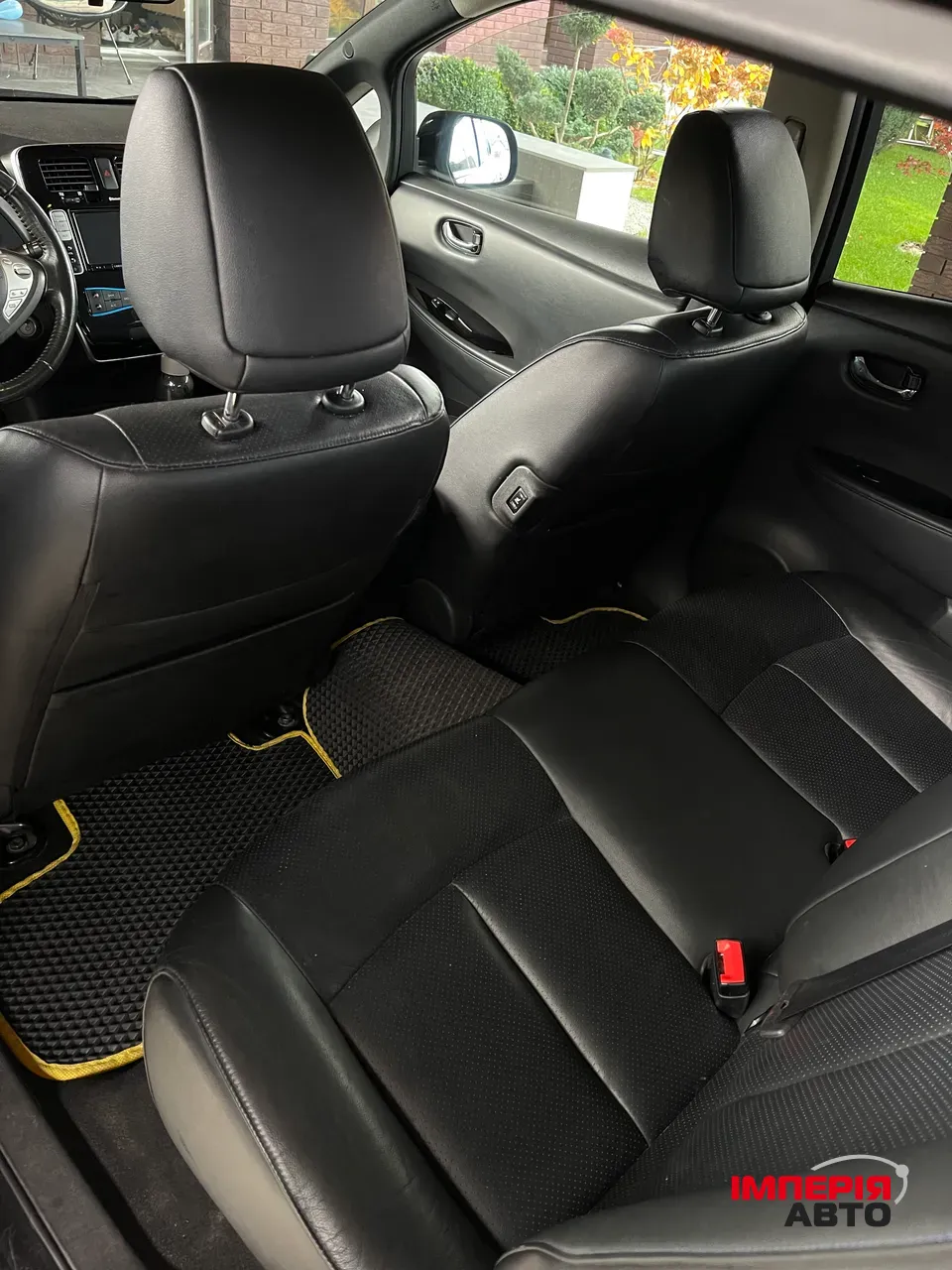 Nissan Leaf - фото 9