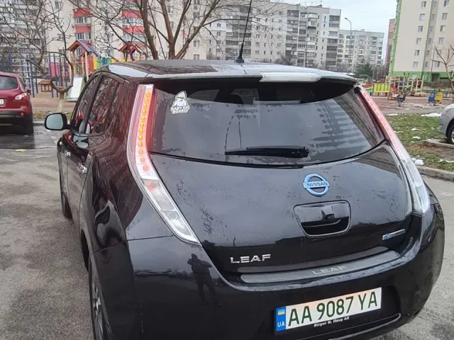 Nissan Leaf - фото 4