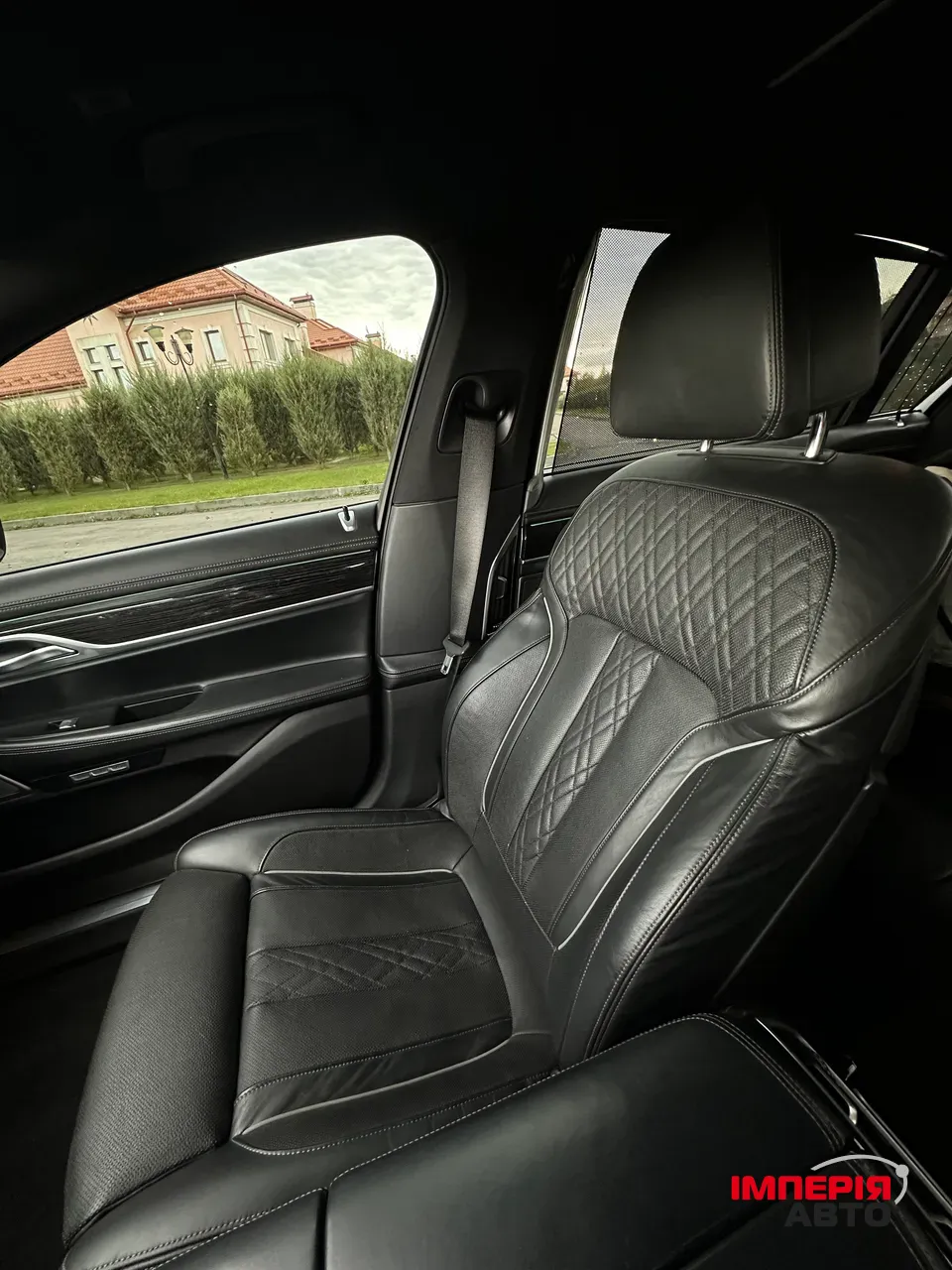 BMW 7 серії - фото 10
