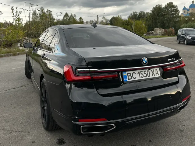 BMW 7 серії - фото 4