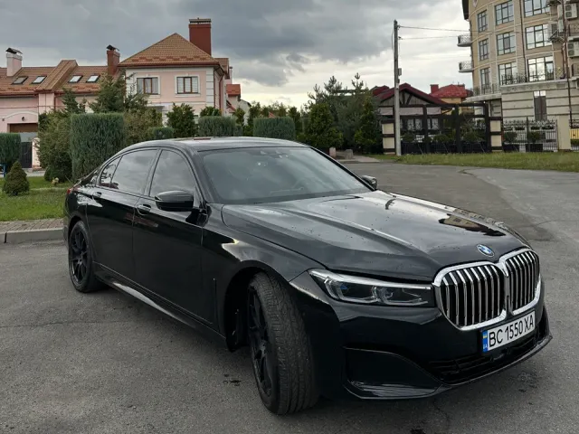 BMW 7 серії - фото 2