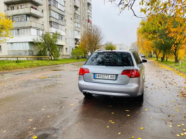 Audi A4 - фото 3