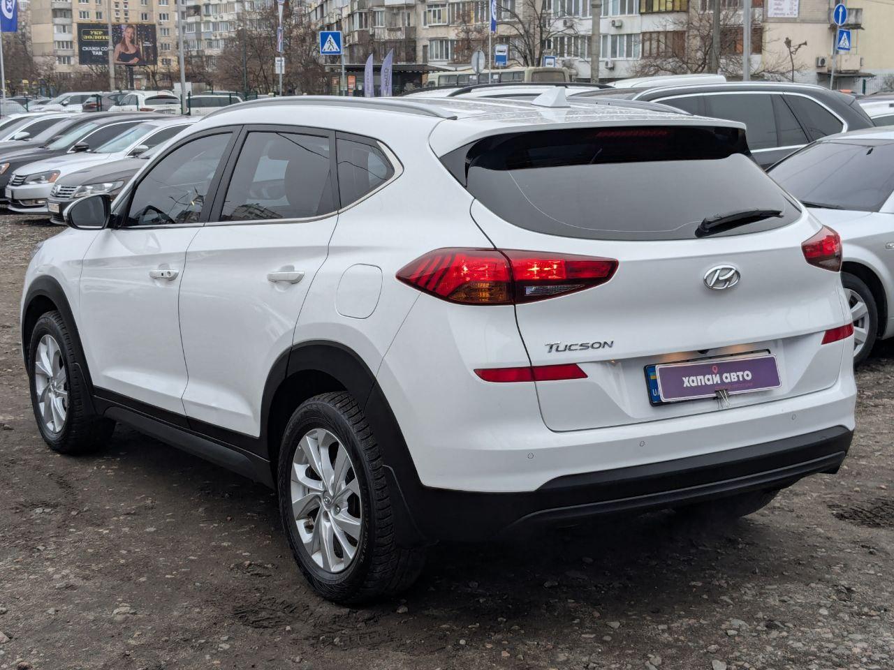 Hyundai Tucson - фото 8