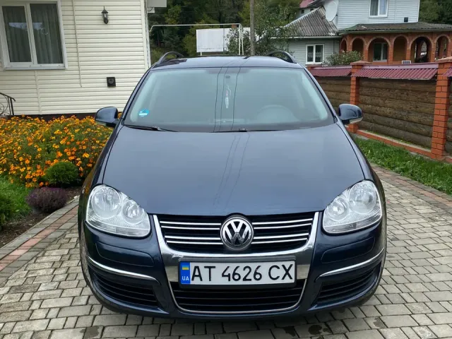 Volkswagen Golf - фото 2