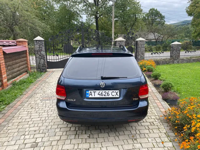 Volkswagen Golf - фото 5