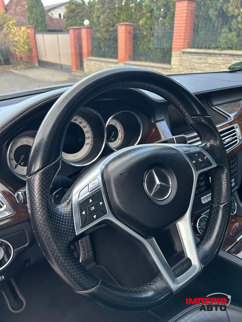 Mercedes-Benz CLS - фото 11