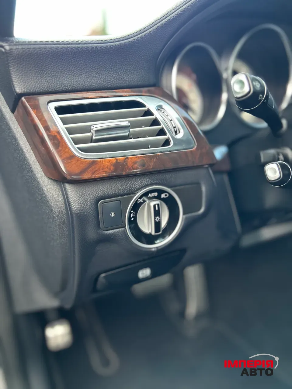 Mercedes-Benz CLS - фото 14