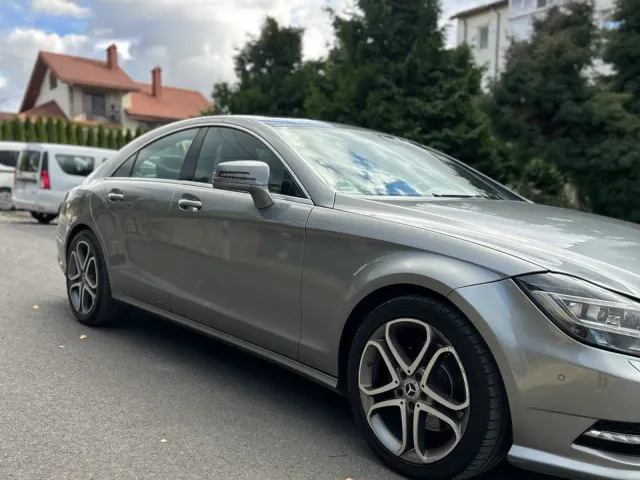 Mercedes-Benz CLS - фото 3