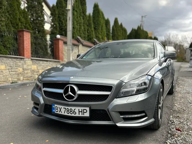 Mercedes-Benz CLS - фото 1