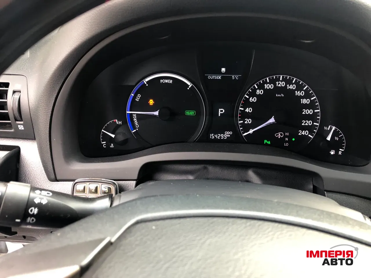 Lexus RX - фото 11