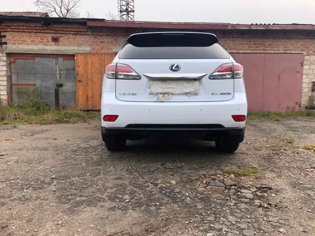 Lexus RX - фото 2