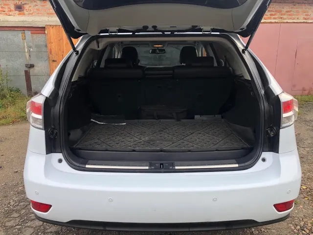 Lexus RX - фото 5