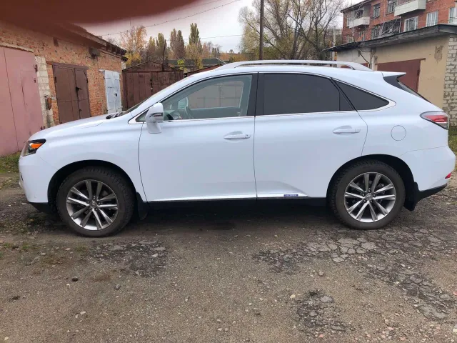 Lexus RX - фото 4