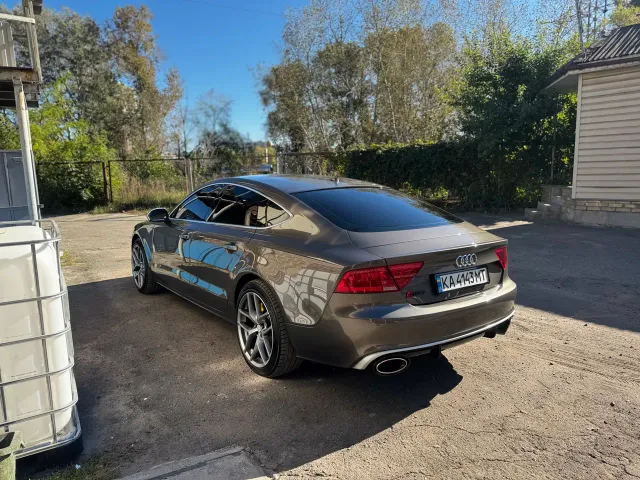 Audi A7 - фото 2