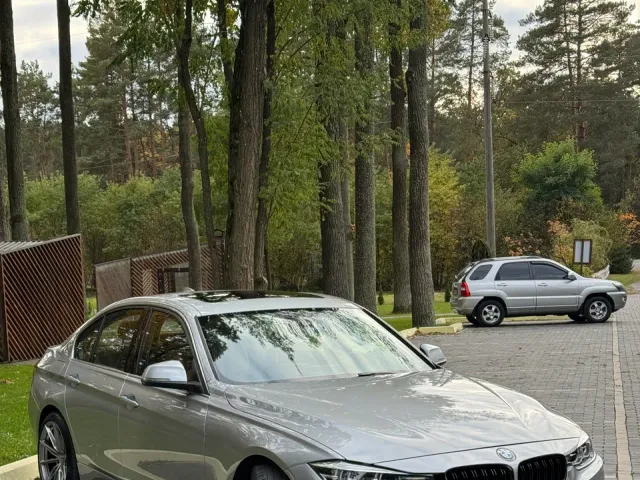 BMW 3 серії - фото 2