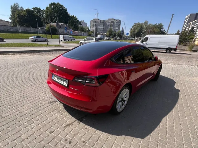 Tesla Model 3 - фото 5