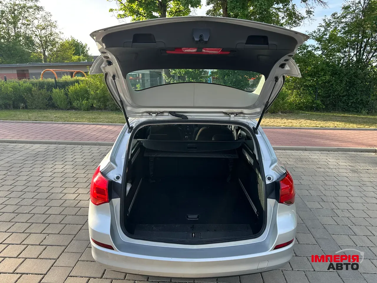 Opel Astra - фото 4