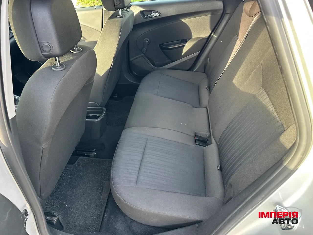 Opel Astra - фото 18