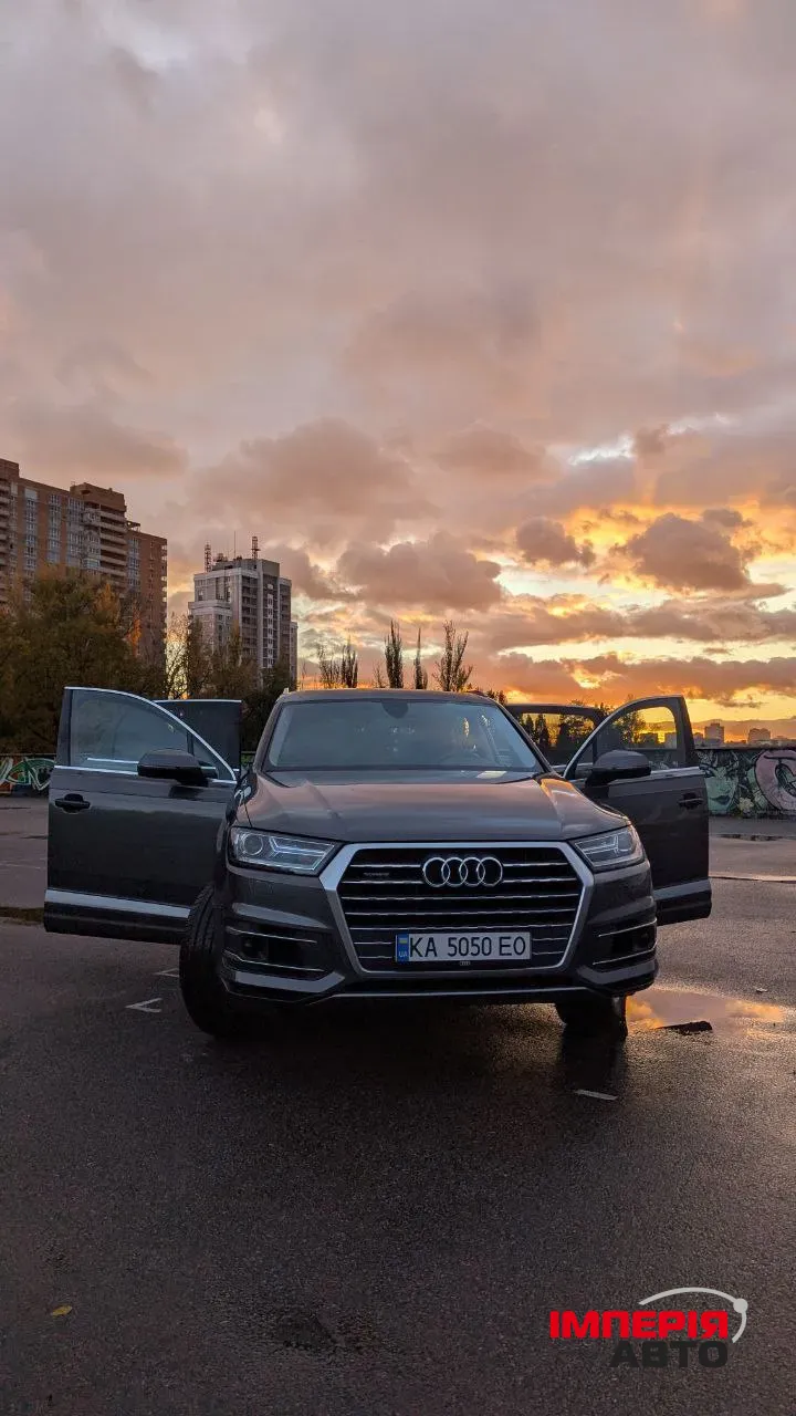 Audi Q7 - фото 6
