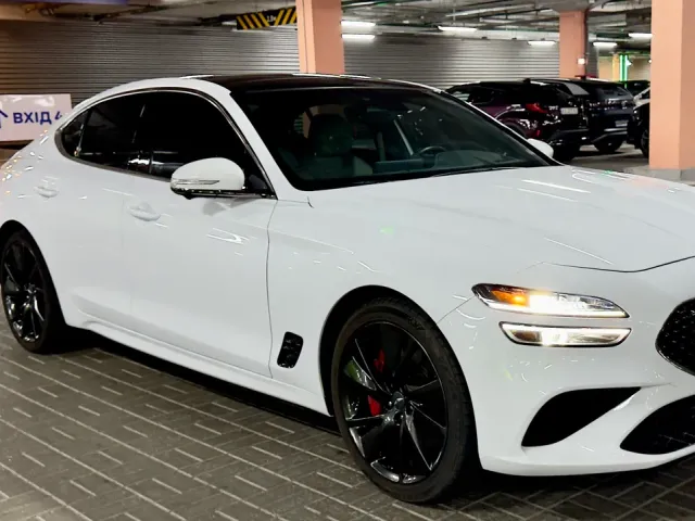 Genesis G70 - фото 1