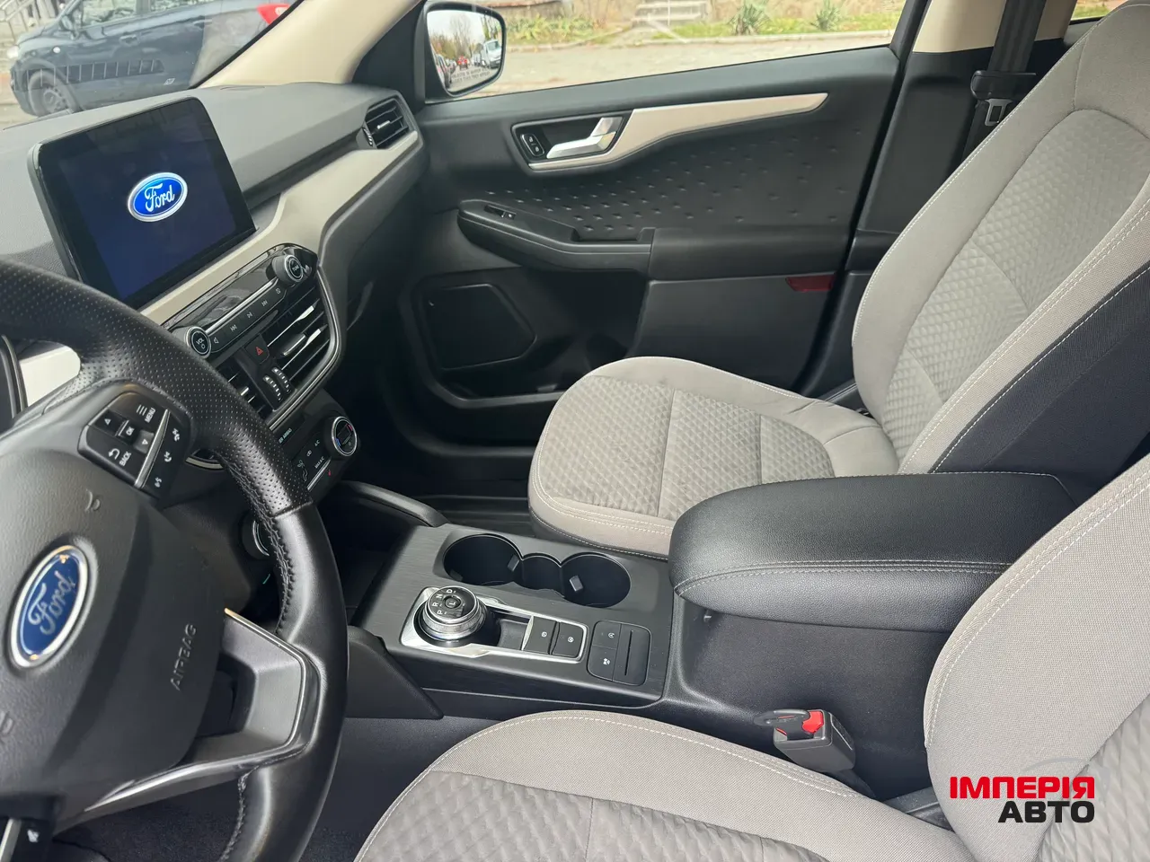 Ford Escape - фото 7