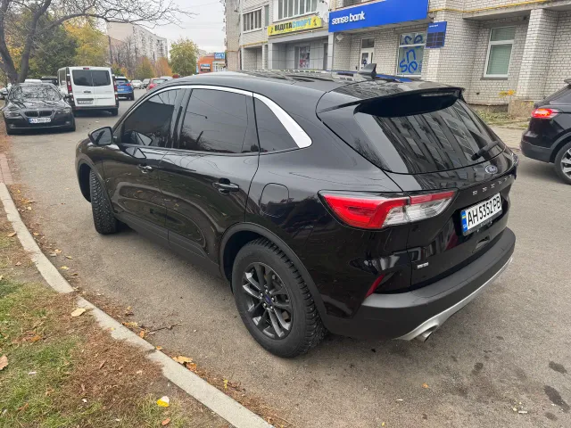 Ford Escape - фото 4