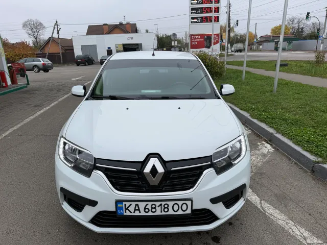 Renault Logan - фото 2