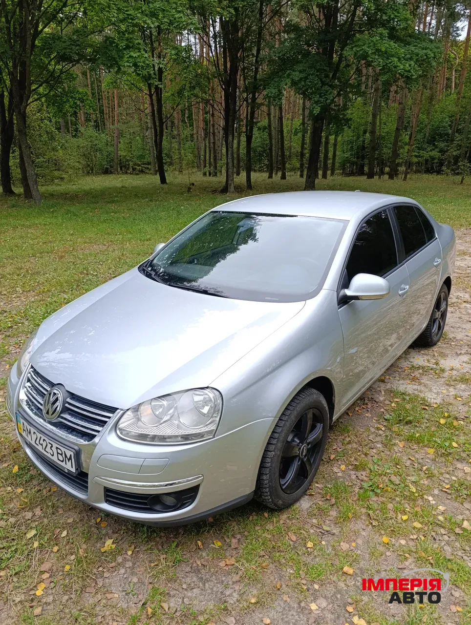 Volkswagen Jetta - фото 2