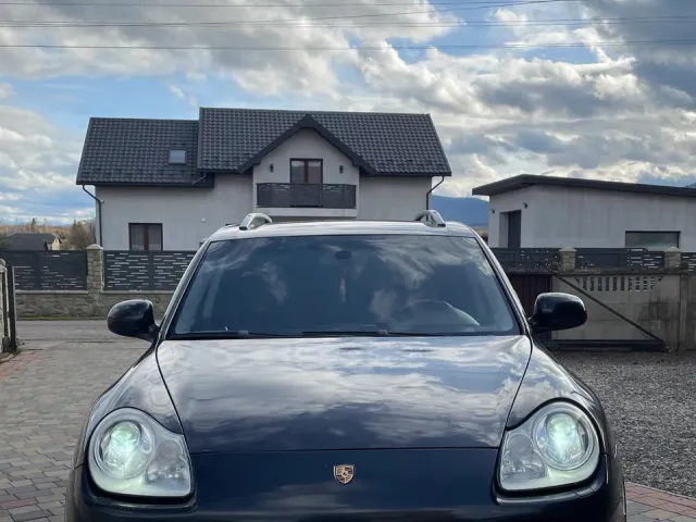 Porsche Cayenne - фото 4