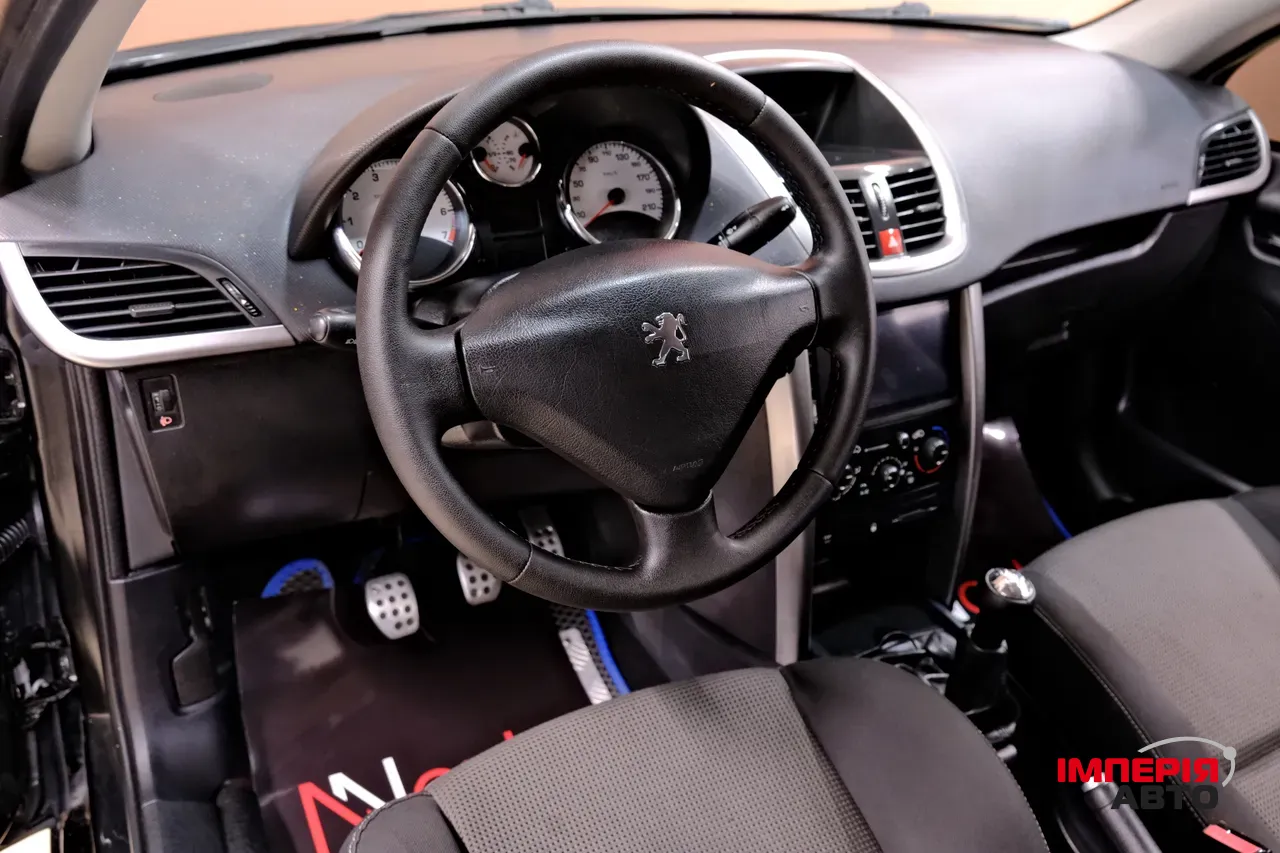 Peugeot 207 - фото 7