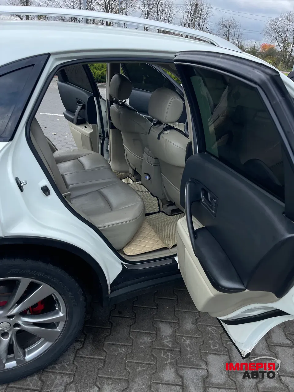 Infiniti FX - фото 10