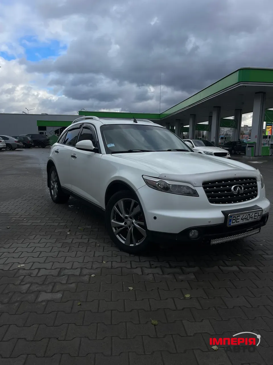 Infiniti FX - фото 1