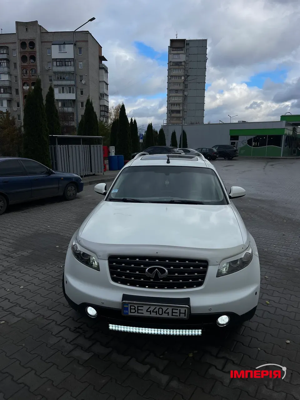 Infiniti FX - фото 7