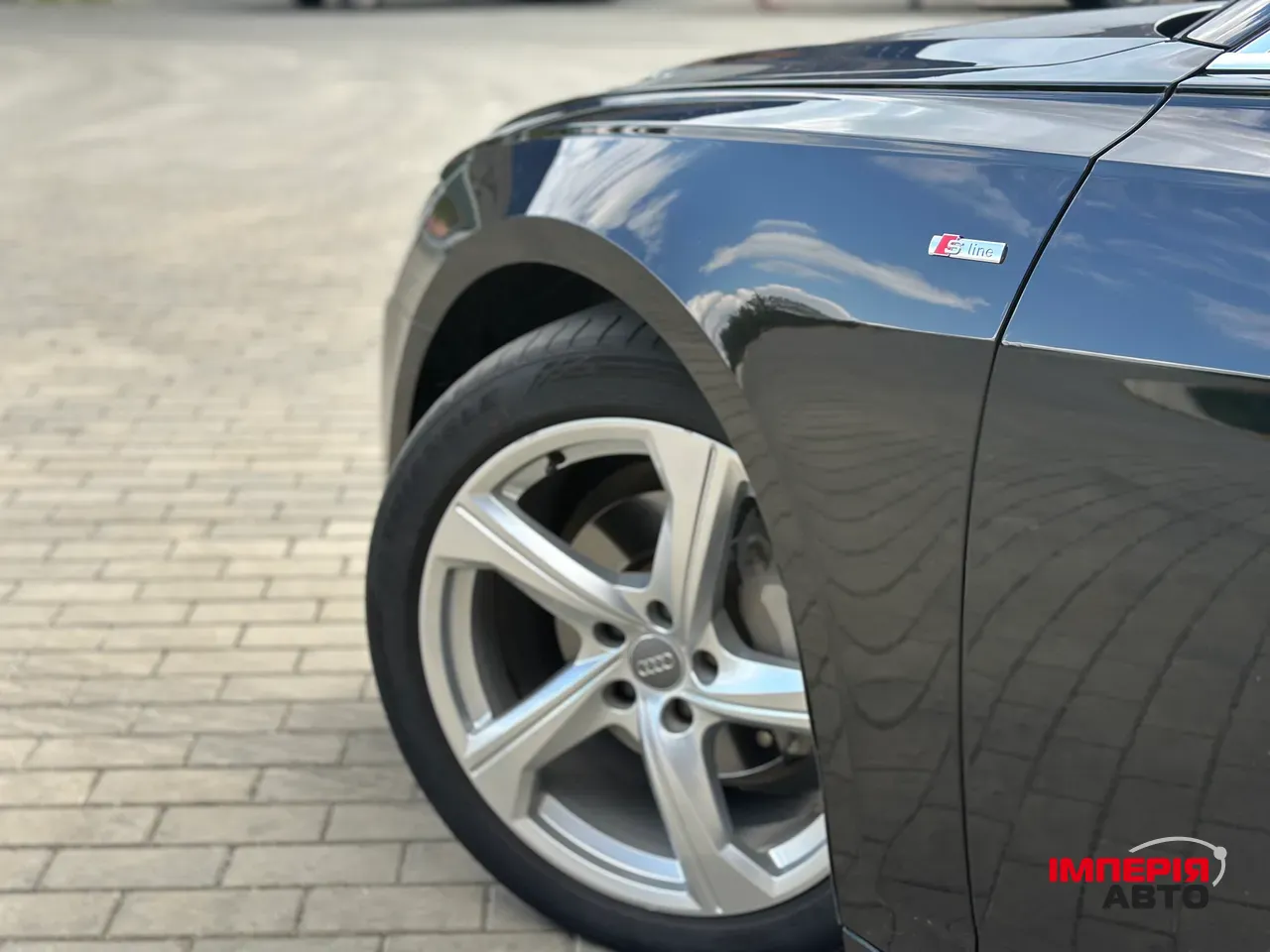 Audi A6 - фото 11