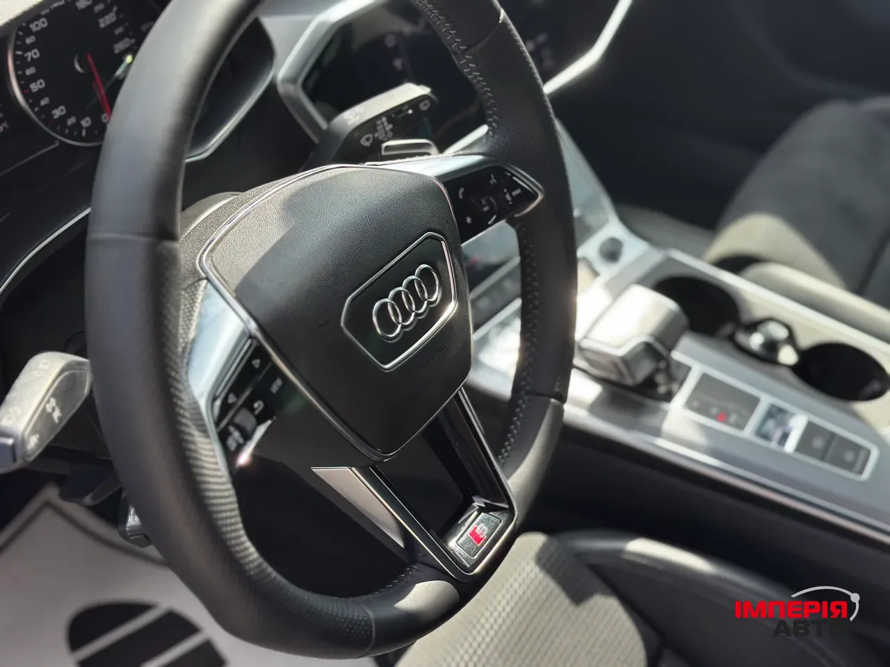 Audi A6 - фото 17