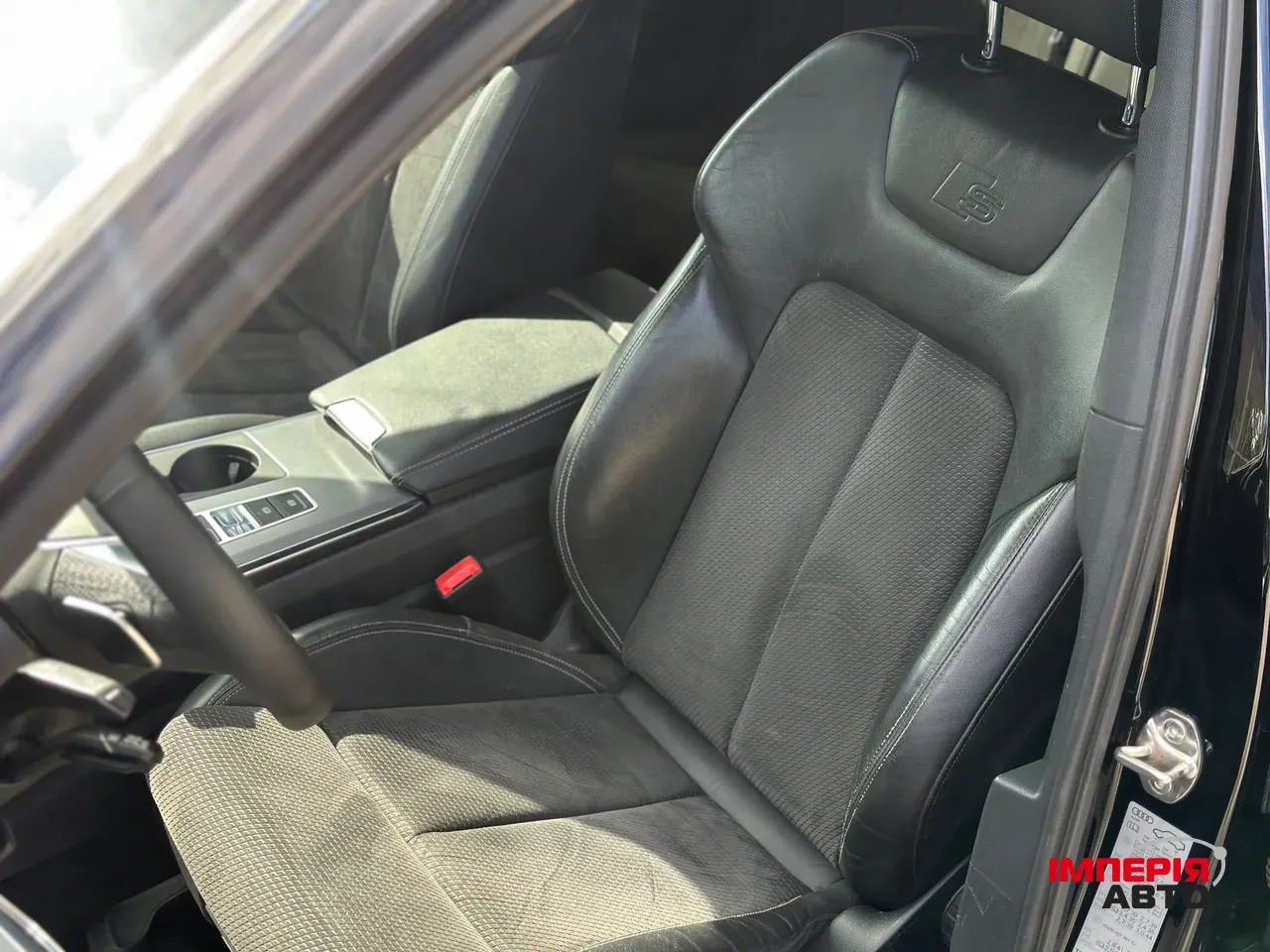 Audi A6 - фото 15