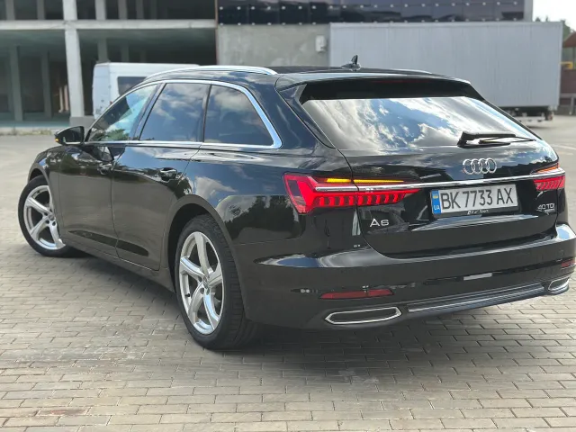 Audi A6 - фото 5