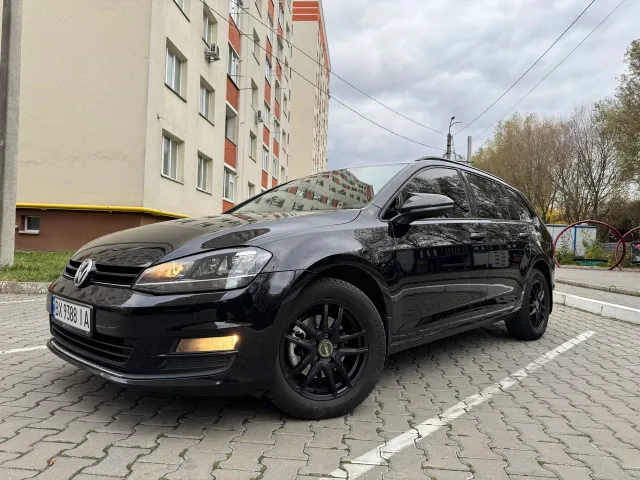 Volkswagen Golf - фото 4