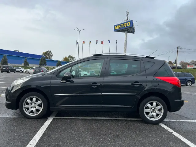 Peugeot 207 - фото 4