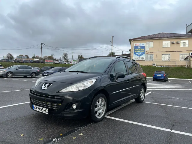 Peugeot 207 - фото 1