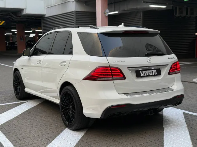 Mercedes-Benz GLE AMG - фото 4