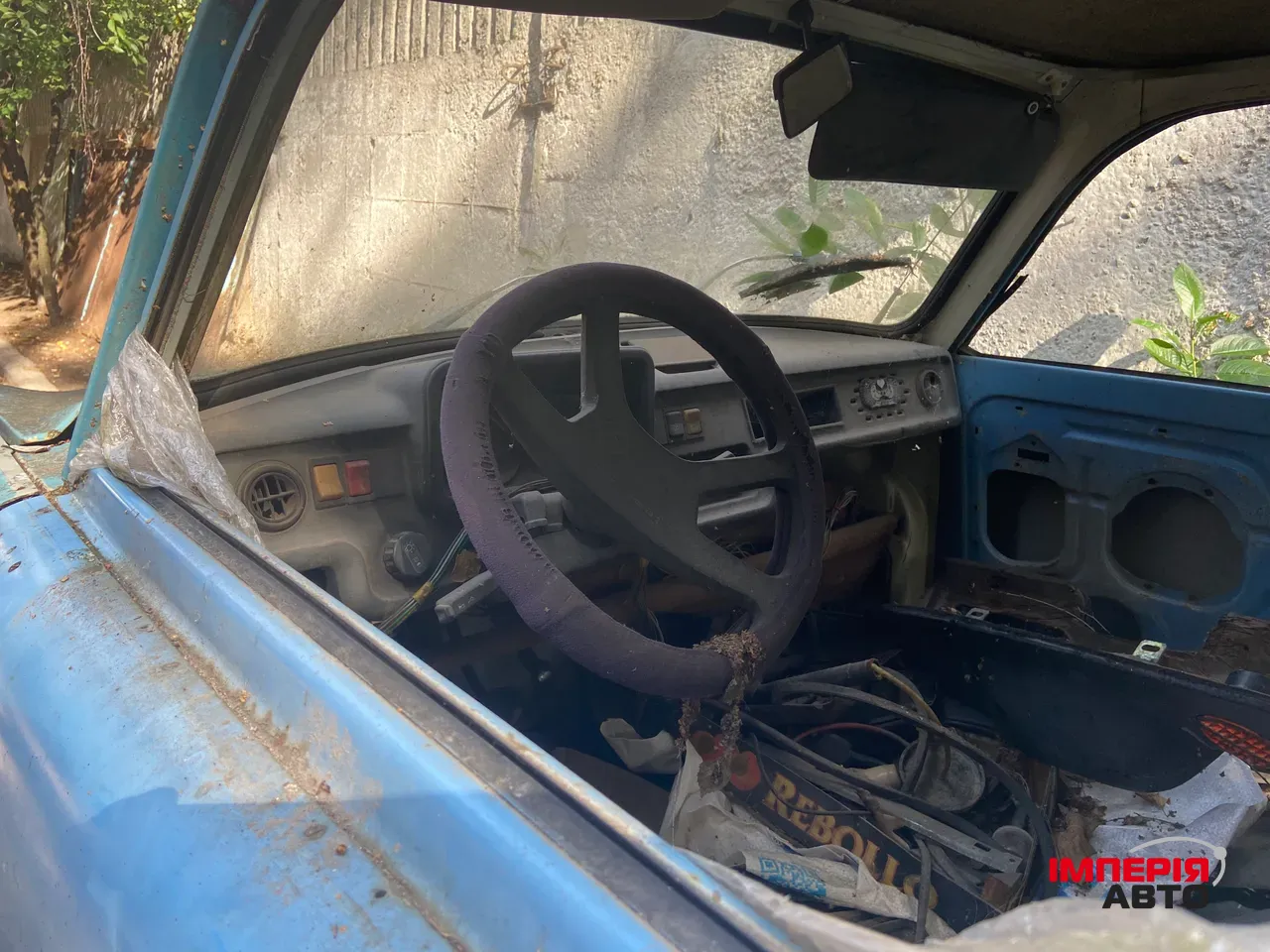 Trabant 1.1 - фото 5