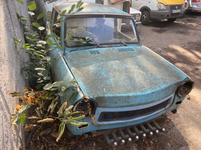 Trabant 1.1 - фото 2