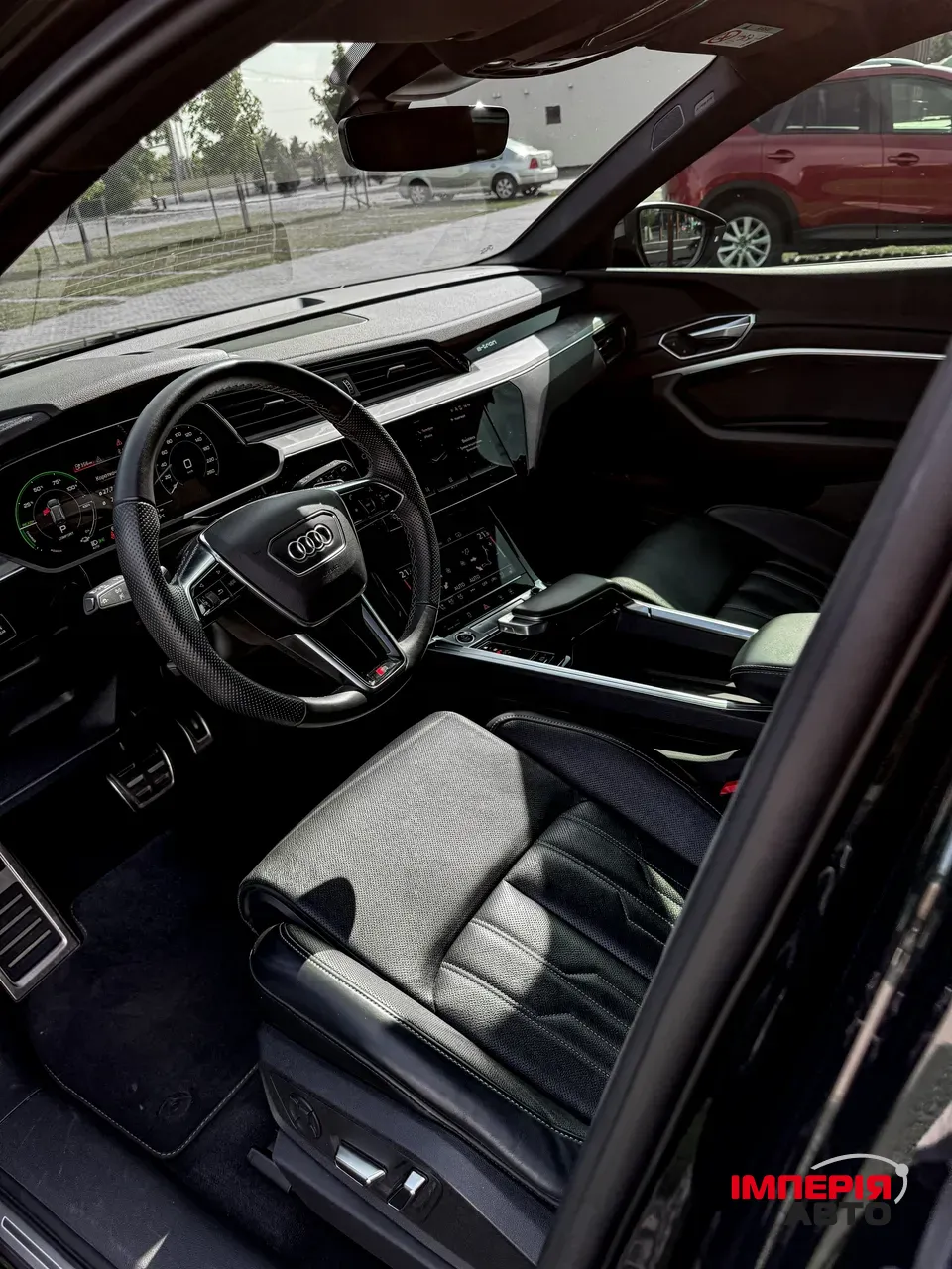 Audi Q8 e-tron - фото 8