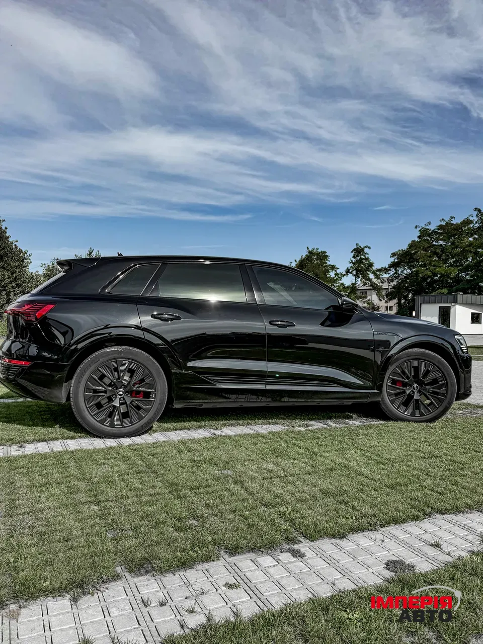 Audi Q8 e-tron - фото 15