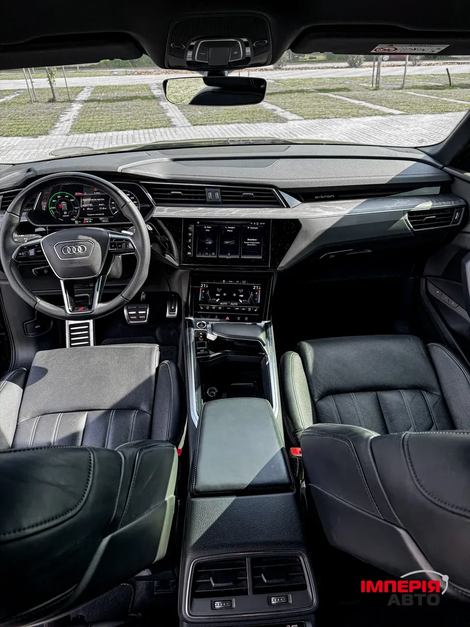 Audi Q8 e-tron - фото 7