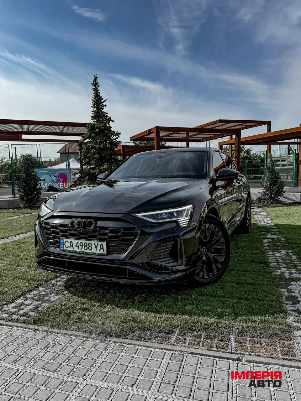 Audi Q8 e-tron - фото 2