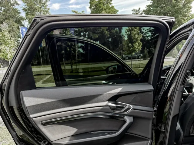 Audi Q8 e-tron - фото 4